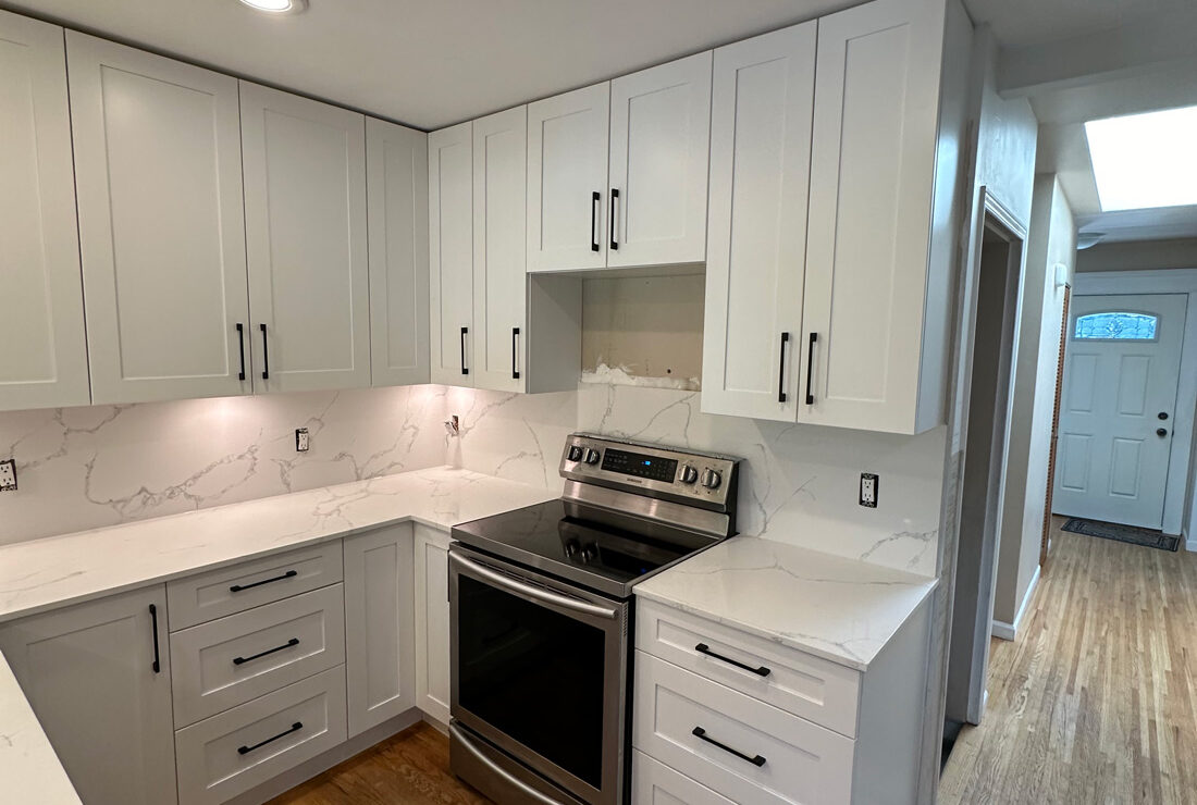 Custom Kitchen Cabinets